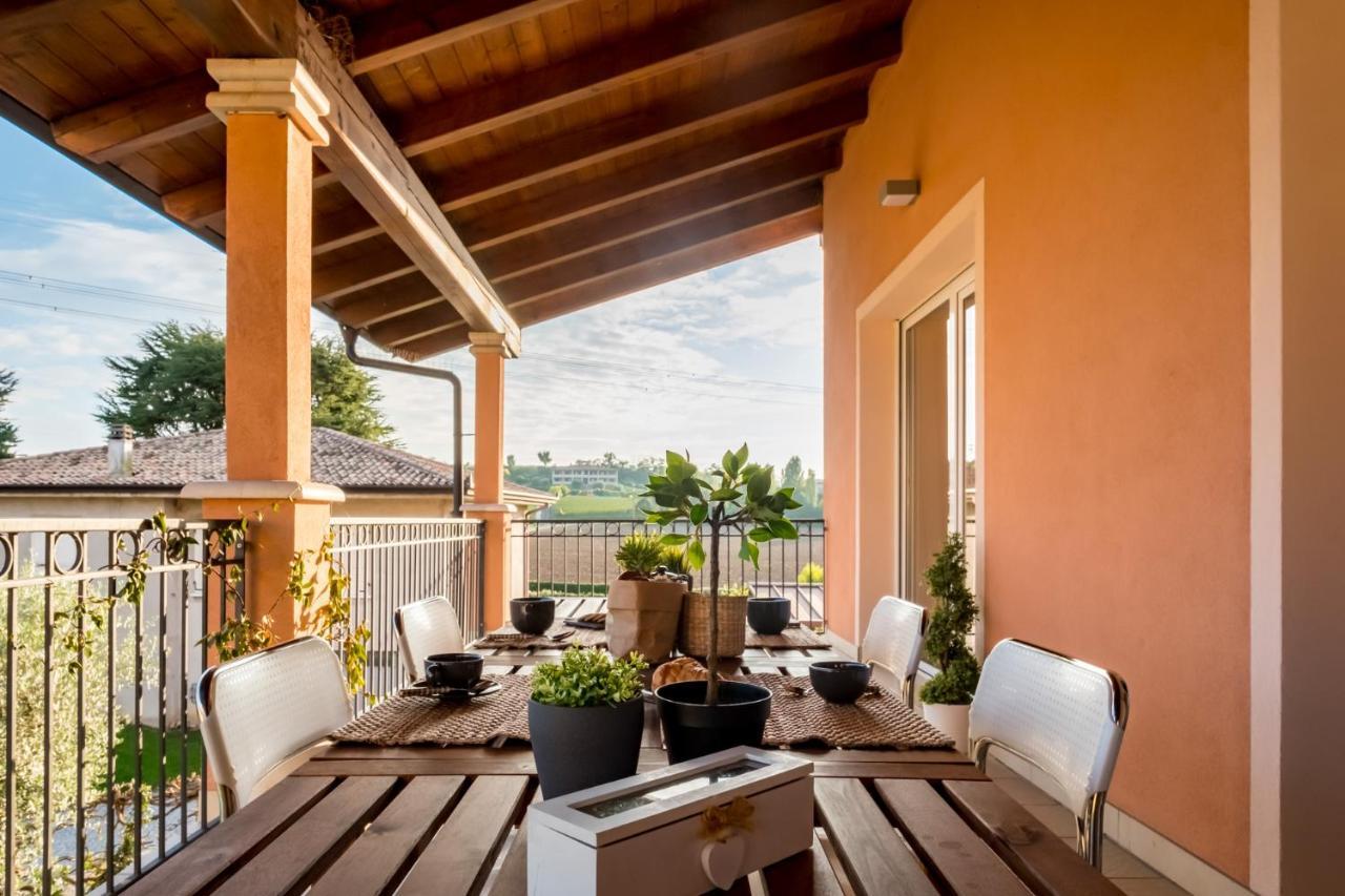 Residenza Oleandro Apartment Desenzano del Garda Ngoại thất bức ảnh