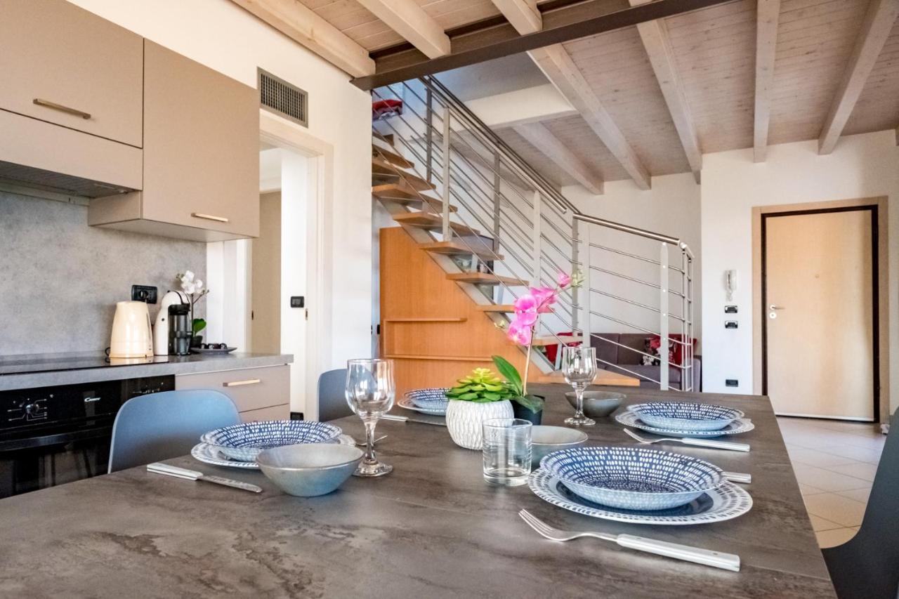 Residenza Oleandro Apartment Desenzano del Garda Ngoại thất bức ảnh